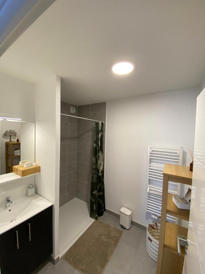 ביסקארוס Charmant Appartement Neuf Et Confortable Classe 4 Etoiles מראה חיצוני תמונה