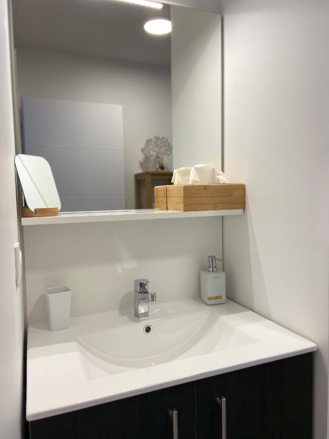 ביסקארוס Charmant Appartement Neuf Et Confortable Classe 4 Etoiles מראה חיצוני תמונה