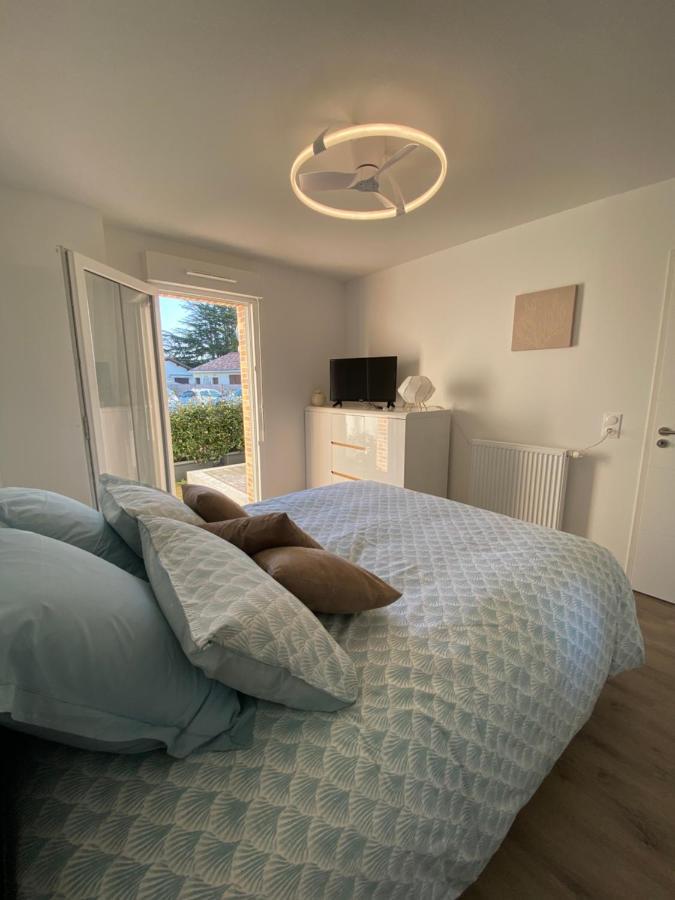 ביסקארוס Charmant Appartement Neuf Et Confortable Classe 4 Etoiles מראה חיצוני תמונה