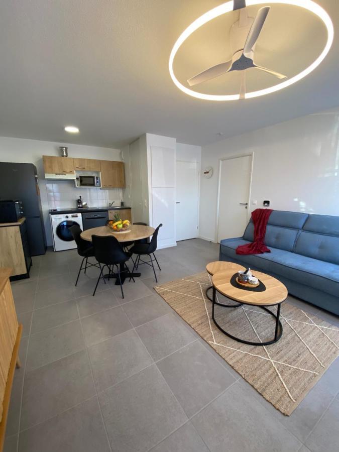 ביסקארוס Charmant Appartement Neuf Et Confortable Classe 4 Etoiles מראה חיצוני תמונה